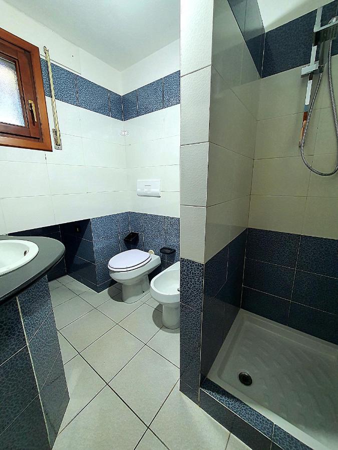 Villa Alice Apartments Orosei Pokoj fotografie